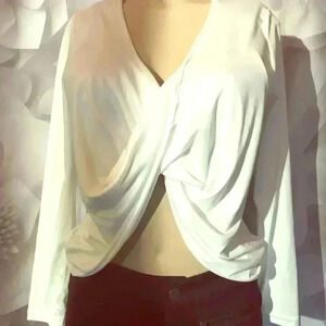 Xin‎ Yan Womens/Juniors Size S White Twist Front Blouse